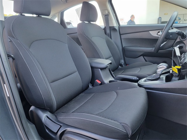 2021 Kia Forte FE LXS photo 17
