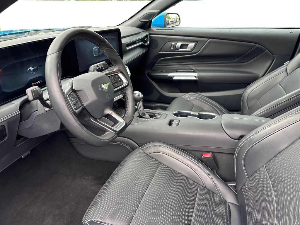 2024 Ford Mustang EcoBoost Premium photo 9