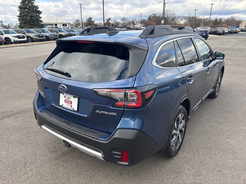 2022 Subaru Outback Limited photo 3