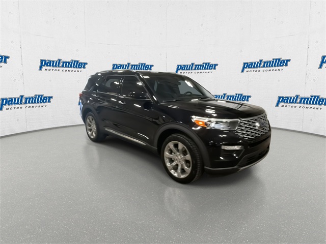 2020 Ford Explorer Platinum photo 2
