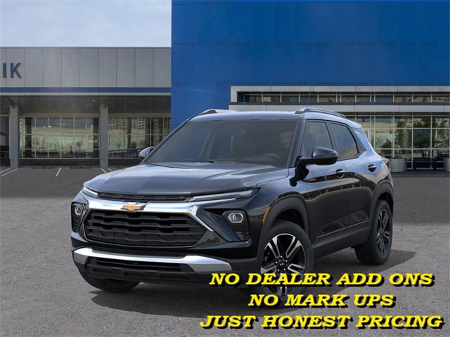 2026 Chevrolet Trailblazer LT photo 2