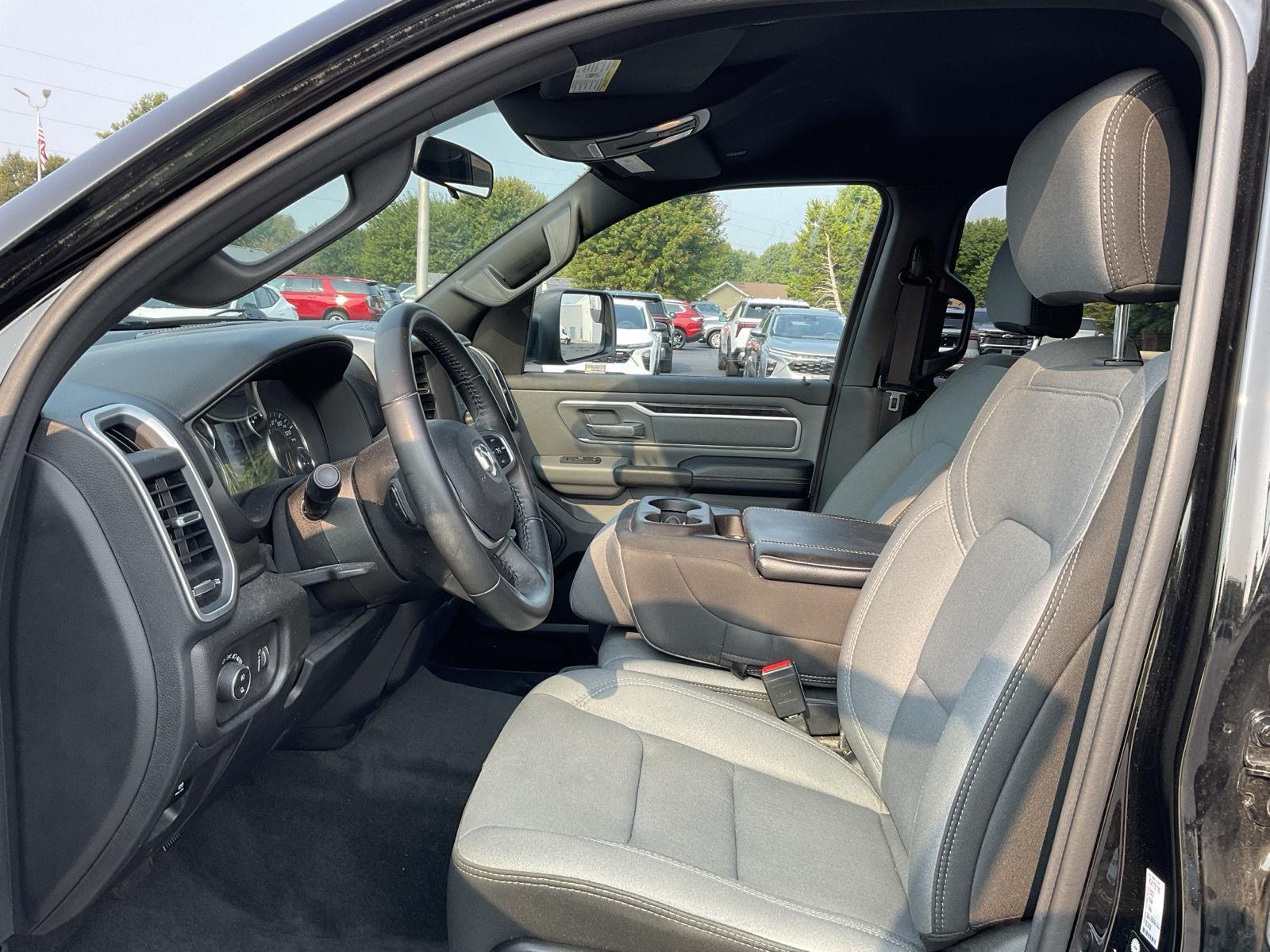 2022 Ram 1500 Big Horn photo 9
