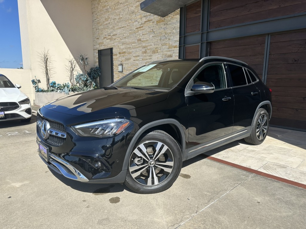 2025 Mercedes-Benz GLA GLA250's photo
