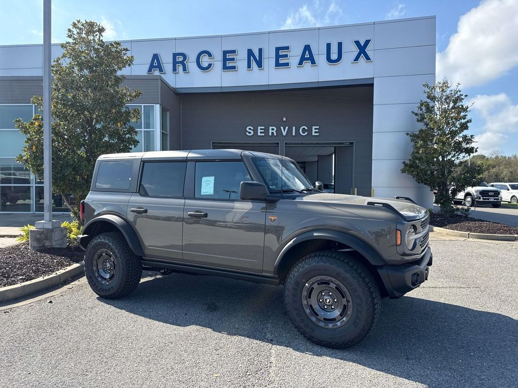 2025 Ford Bronco 4-Door Badlands's photo
