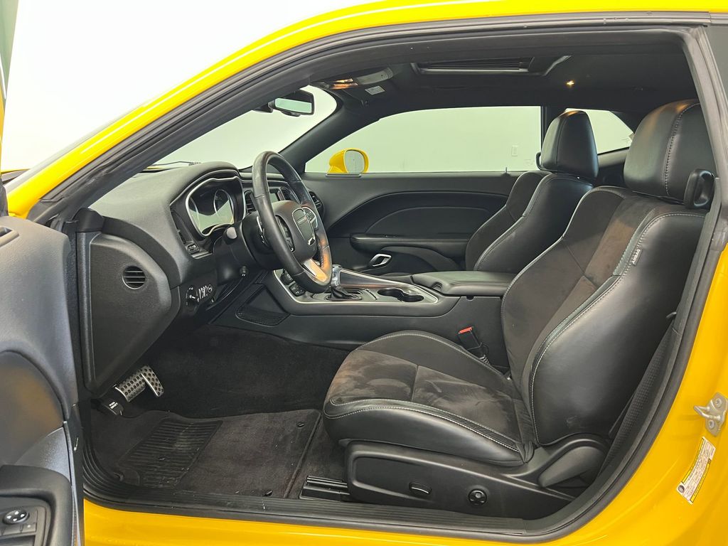 2018 Dodge Challenger GT photo 4