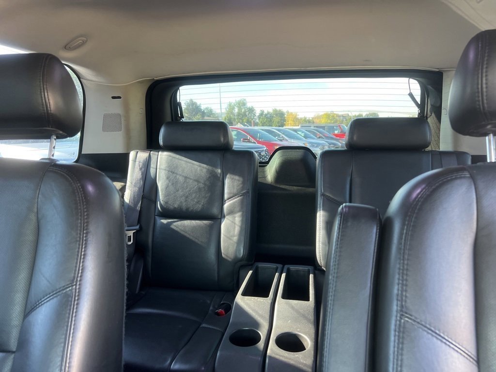 2007 Cadillac Escalade Base photo 13