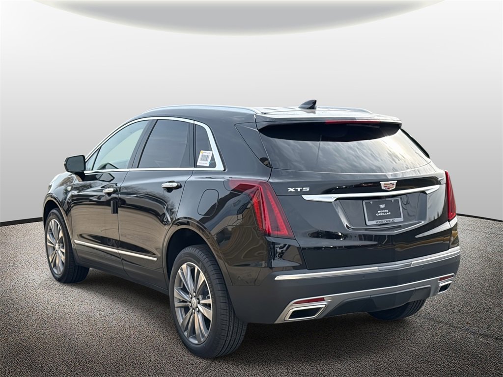 2026 Cadillac XT5 Premium Luxury photo 4