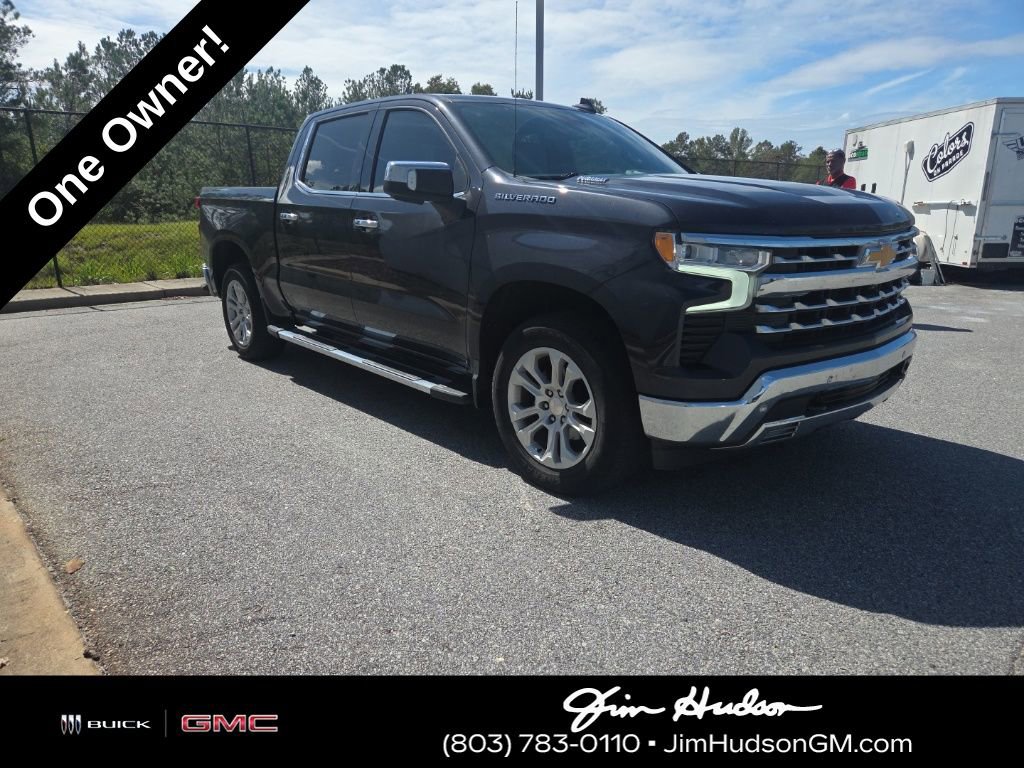 2022 Chevrolet Silverado 1500 LTZ photo 3