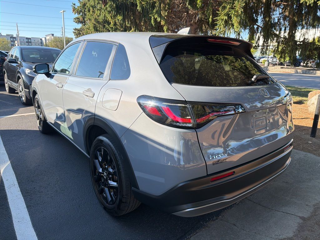 2024 Honda HR-V Sport photo 2