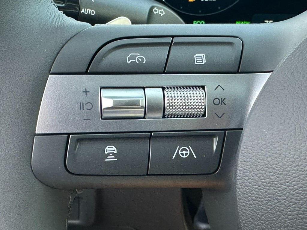 2025 Hyundai Sonata Hybrid Limited photo 11