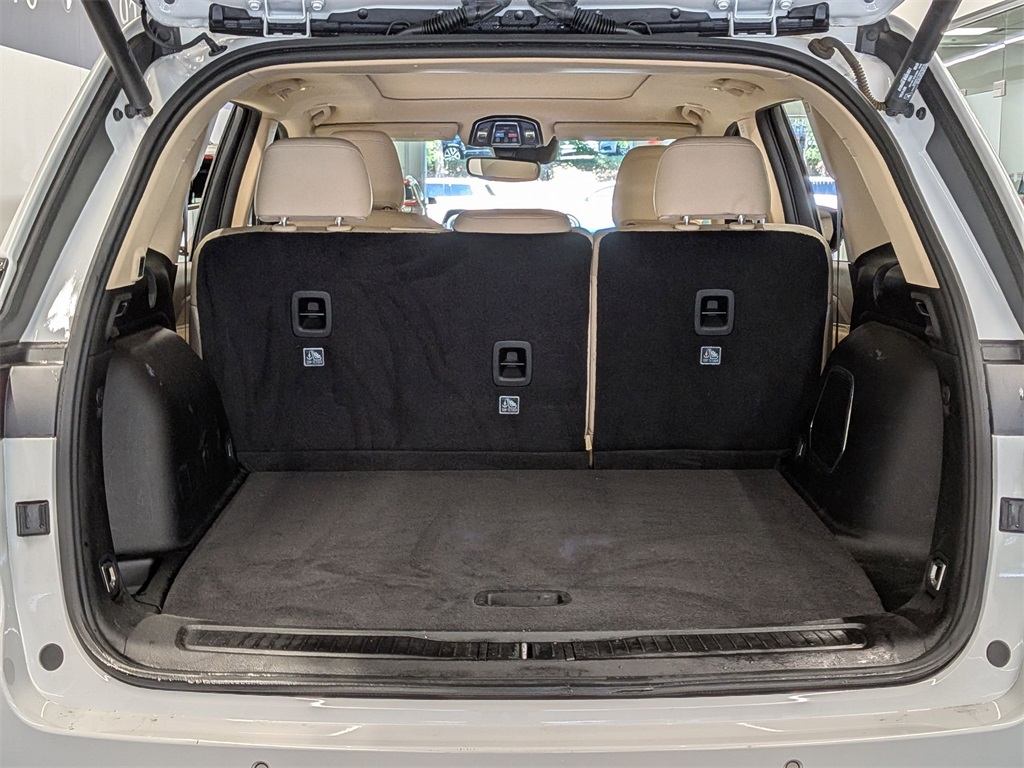 2022 Jeep Grand Cherokee Limited photo 4