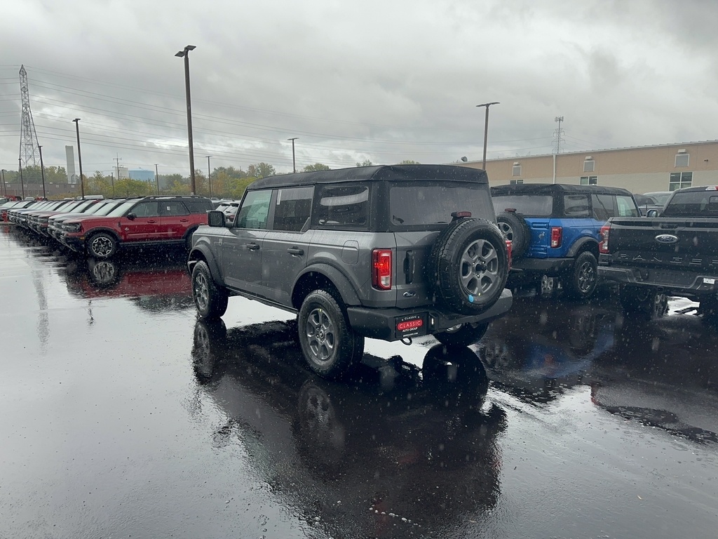 2025 Ford Bronco Big Bend photo 4