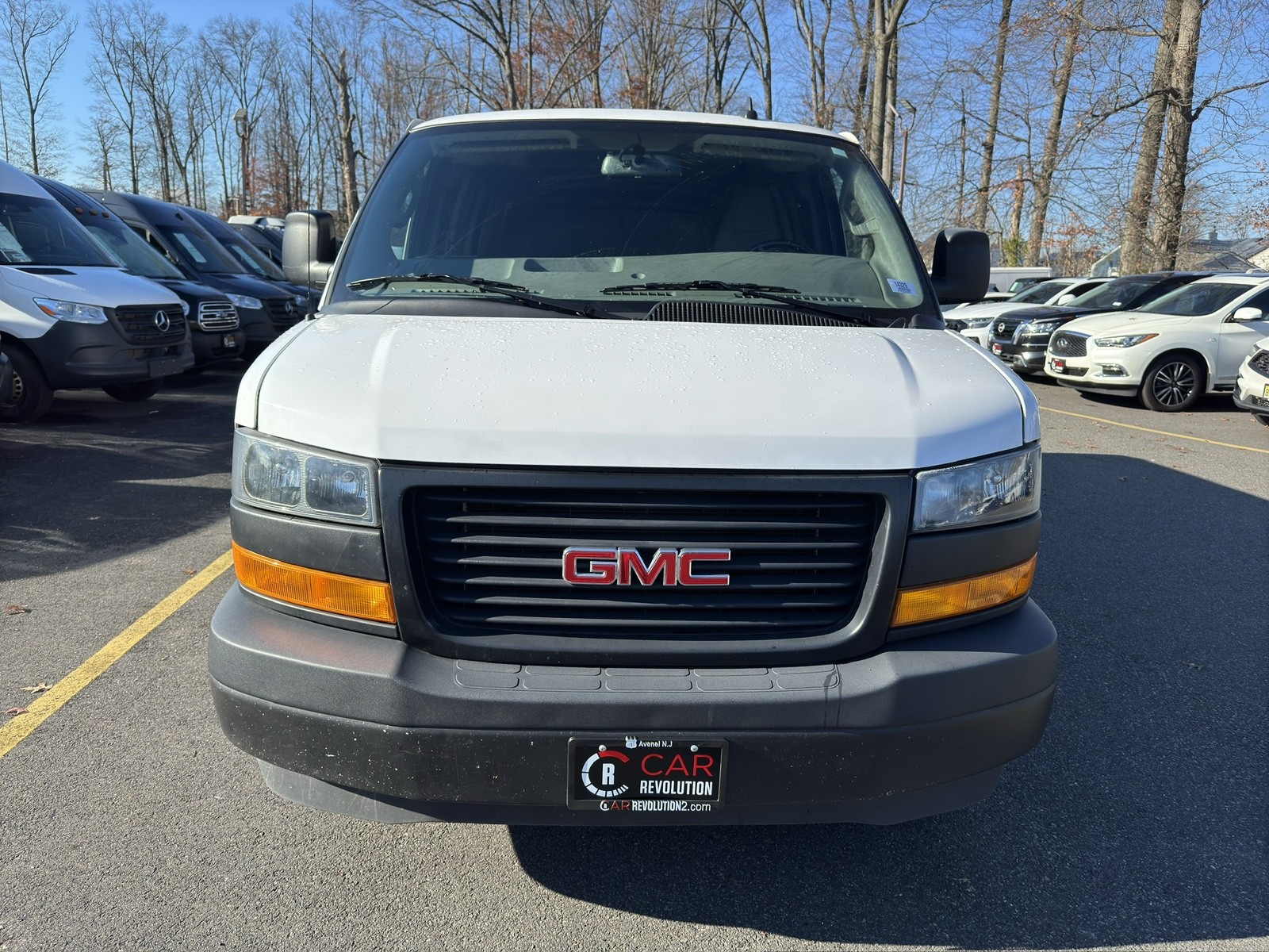 2023 Gmc Savana Cargo 2500 photo 2