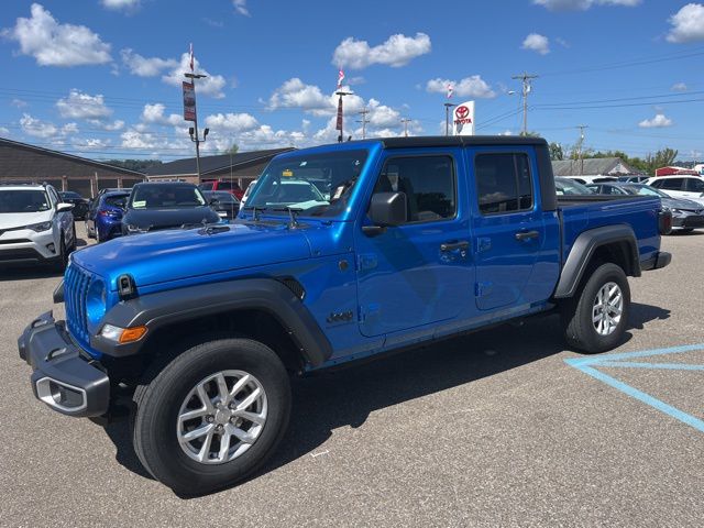 2023 Jeep Gladiator Sport photo 8