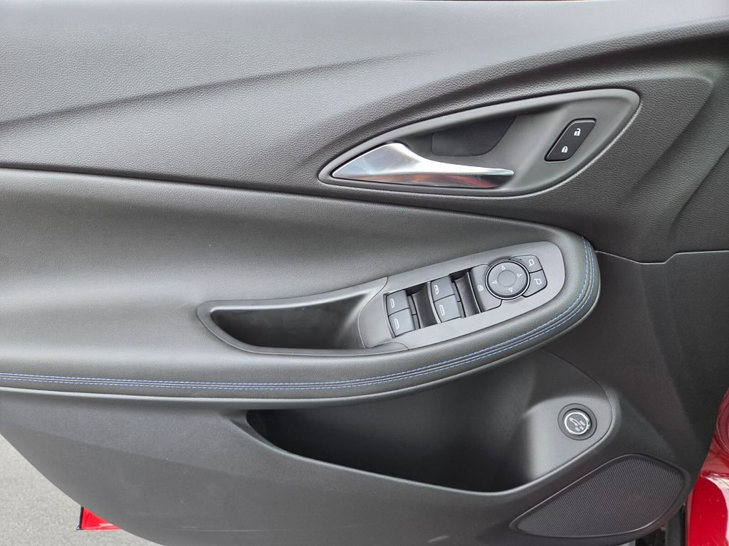 2026 Buick Encore GX Sport Touring photo 9