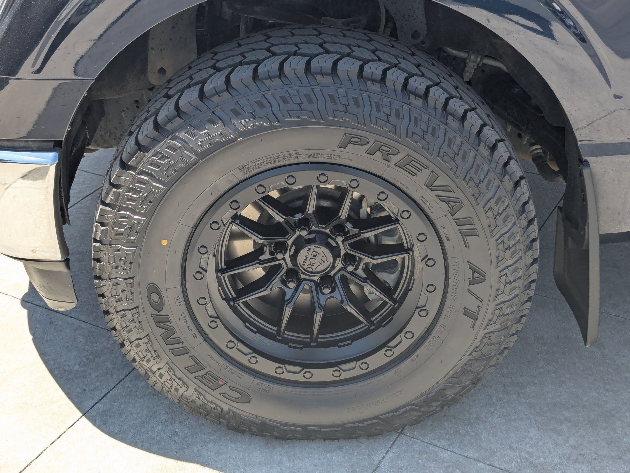 2023 Ford F-150 XLT photo 10