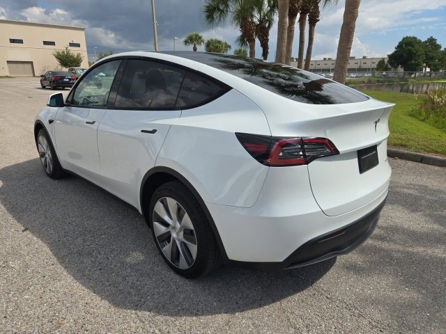 2023 Tesla Model Y Long Range photo 3