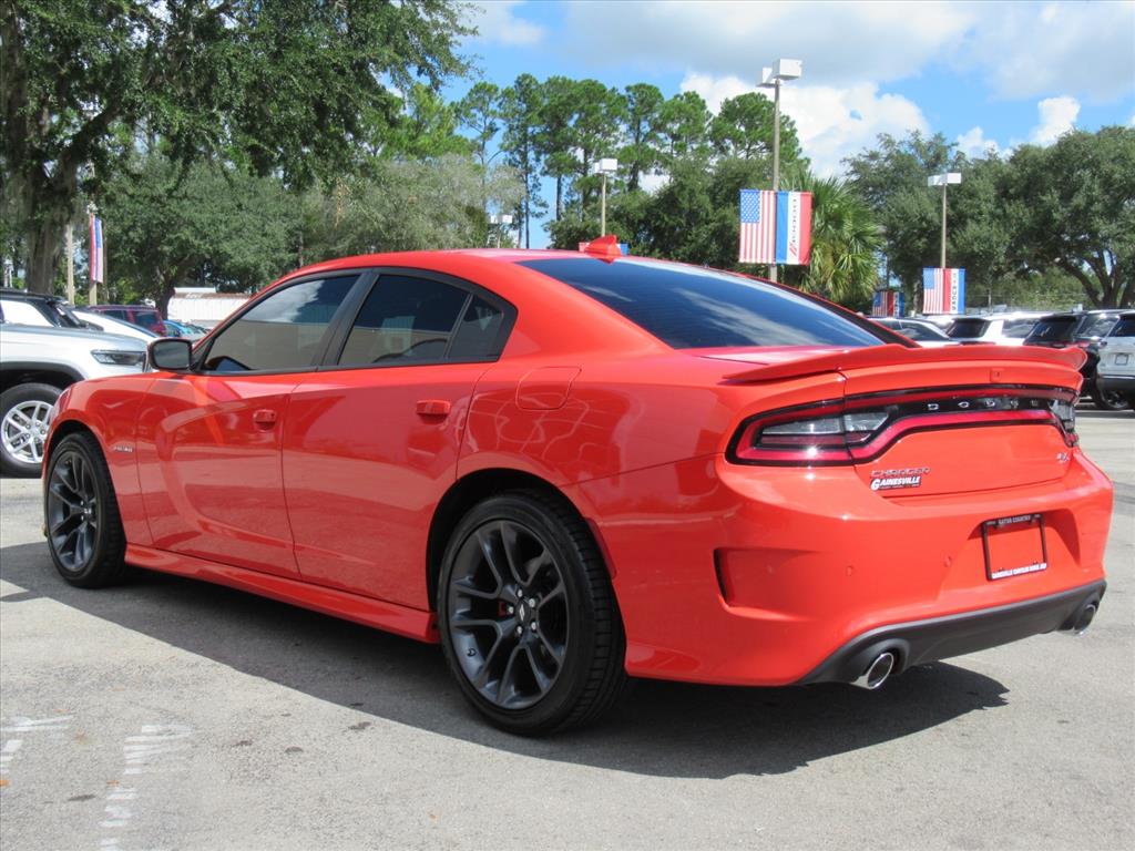 2022 Dodge Charger R/T photo 4