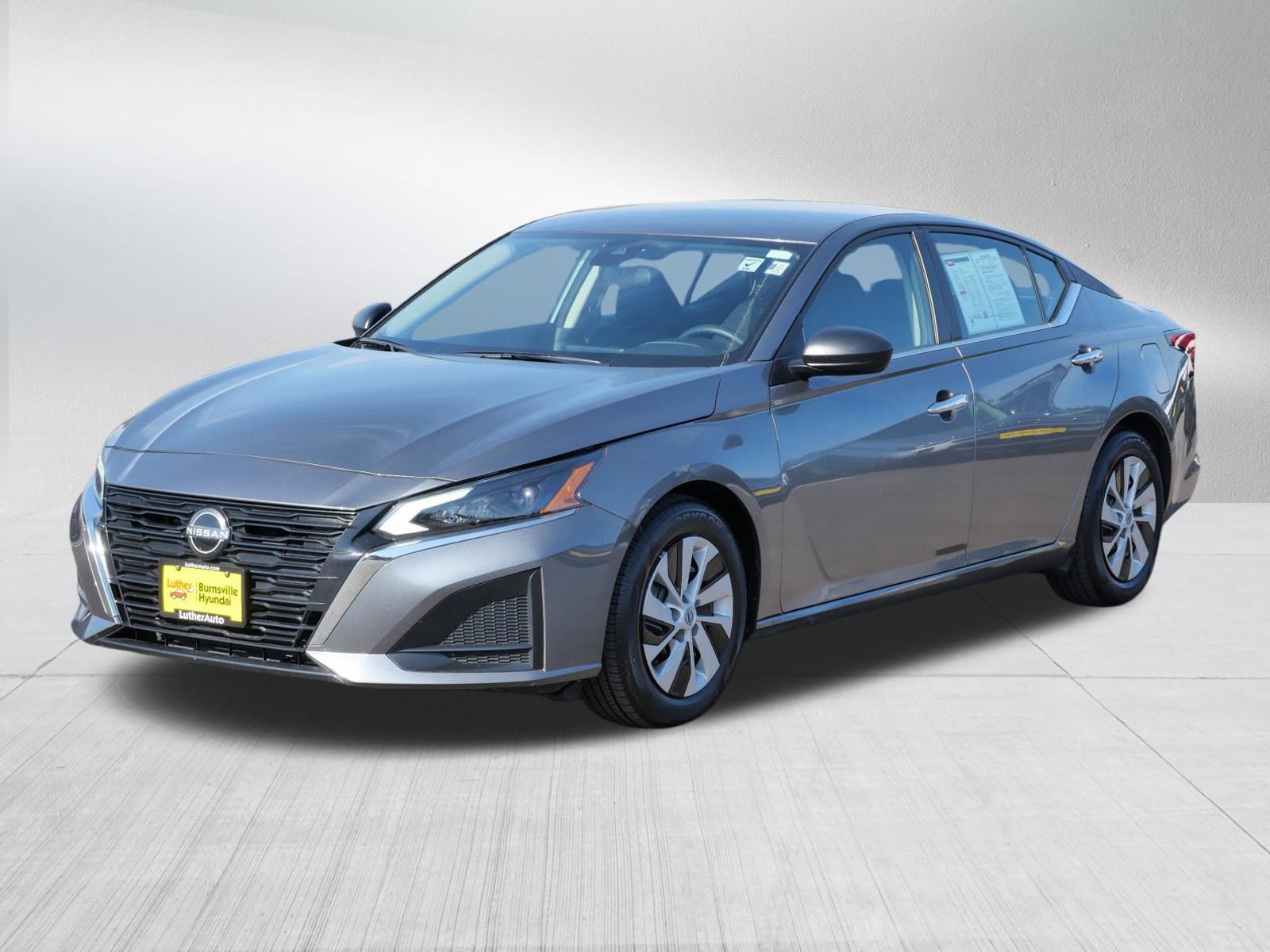 2024 Nissan Altima 2.5 S photo 3
