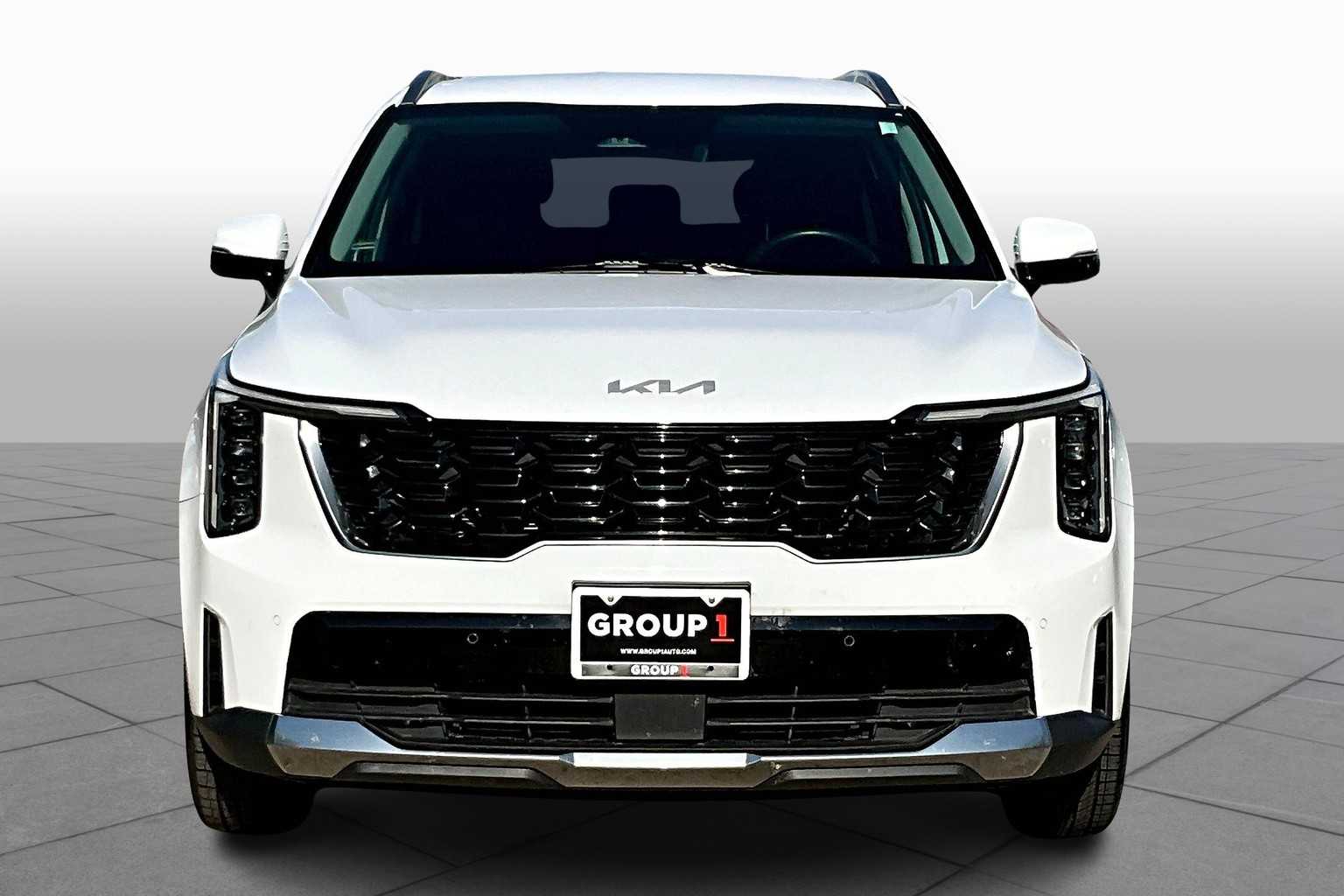 2024 Kia Sorento S photo 3