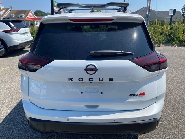 2026 Nissan Rogue SV photo 4
