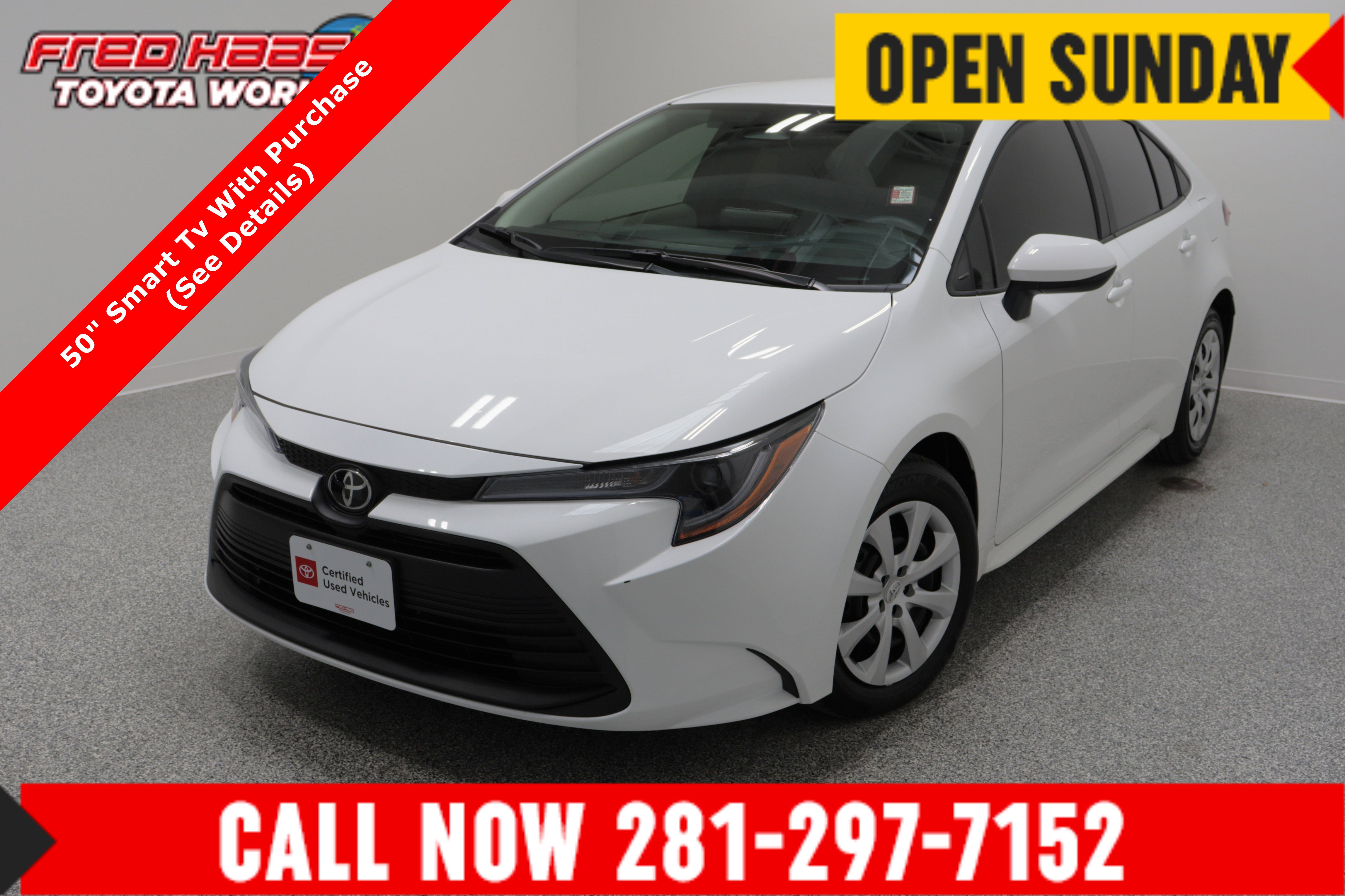 2025 Toyota Corolla LE's photo