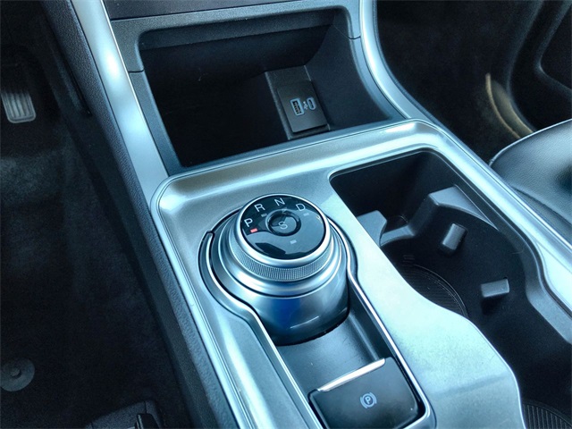 2024 Ford Edge SEL photo 10