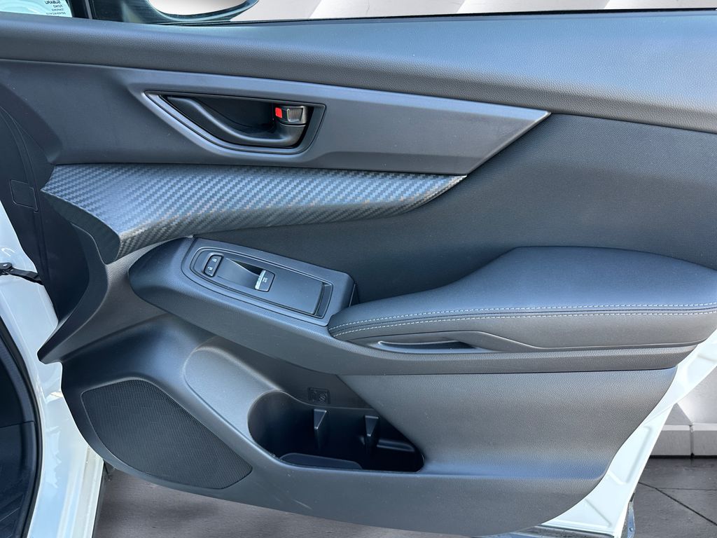 2024 Subaru Ascent Base photo 14