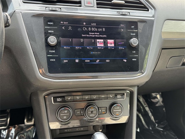 2021 Volkswagen Tiguan SE R-Line Black photo 17