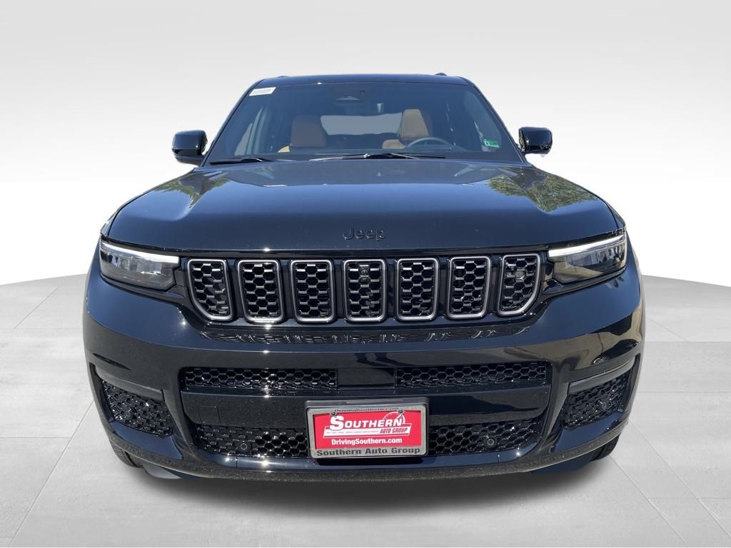 2025 Jeep Grand Cherokee L Summit photo 6