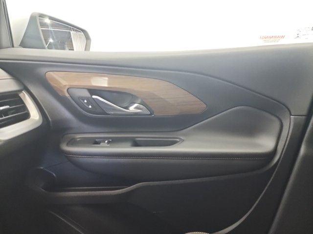 2021 Gmc Terrain SLE photo 24