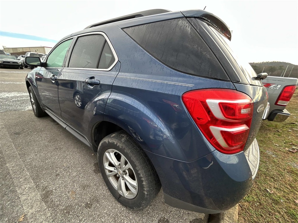 2016 Chevrolet Equinox LT photo 3