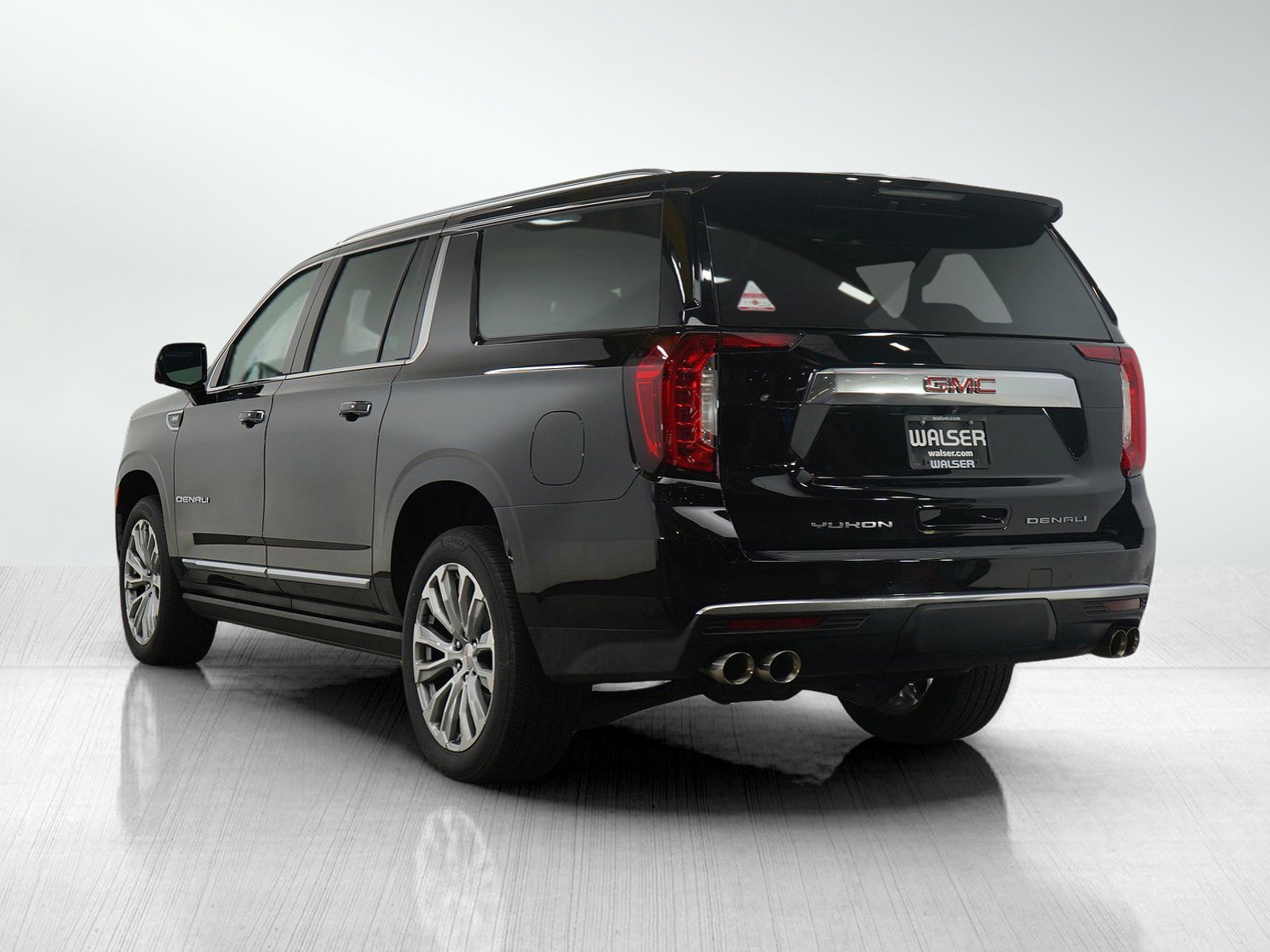 2023 Gmc Yukon XL Denali photo 3