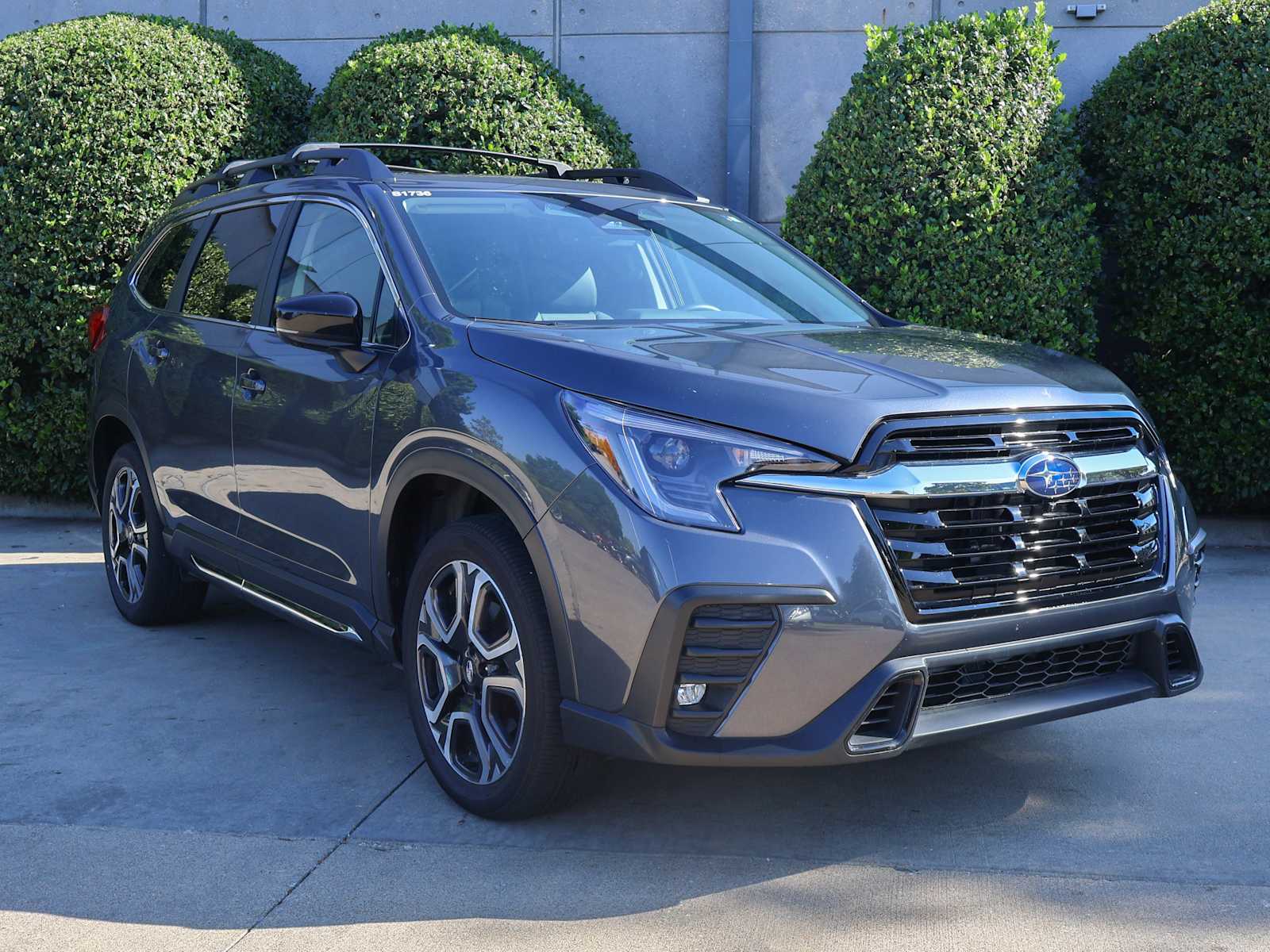 2025 Subaru Ascent Limited photo 2