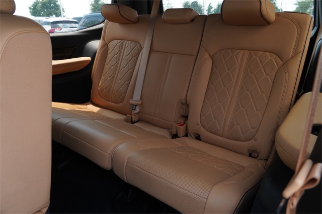 2023 Jeep Grand Wagoneer III photo 12