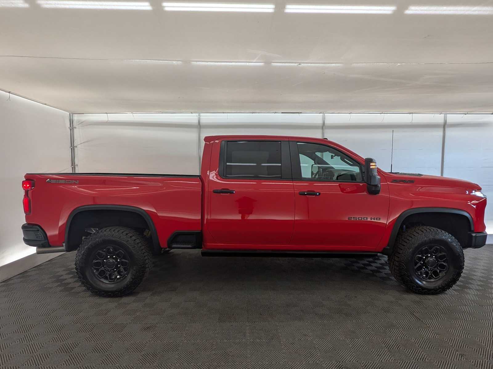 2024 Chevrolet Silverado 2500HD ZR2 photo 7