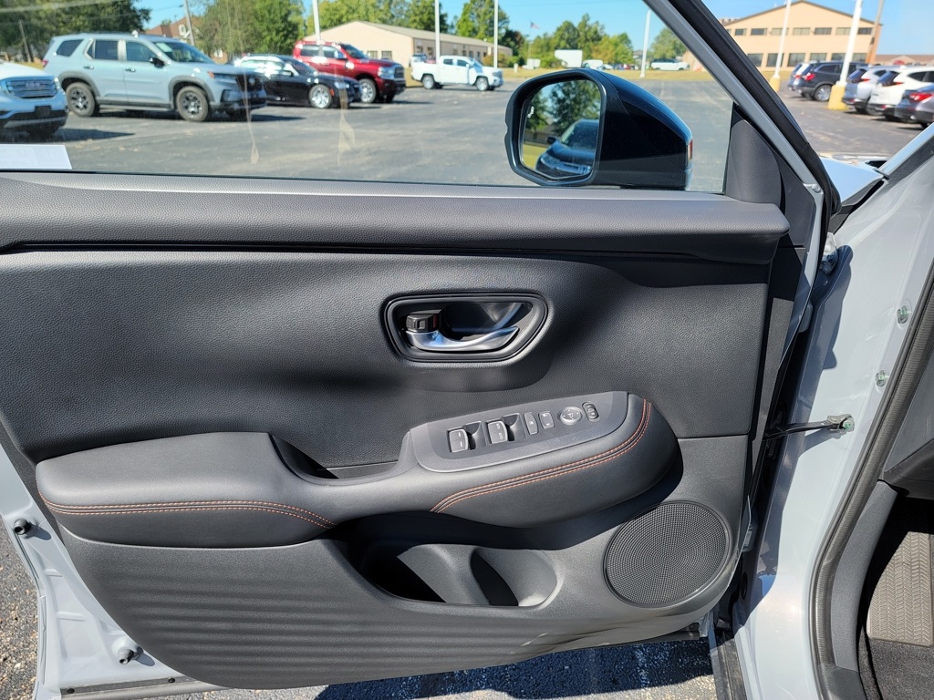 2026 Honda HR-V Sport photo 18