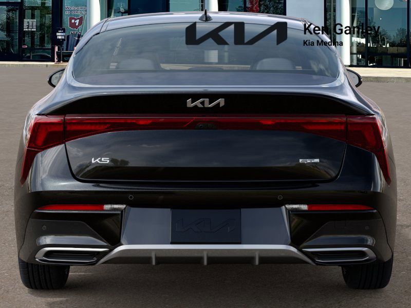 2026 Kia K5 GT-Line photo 11