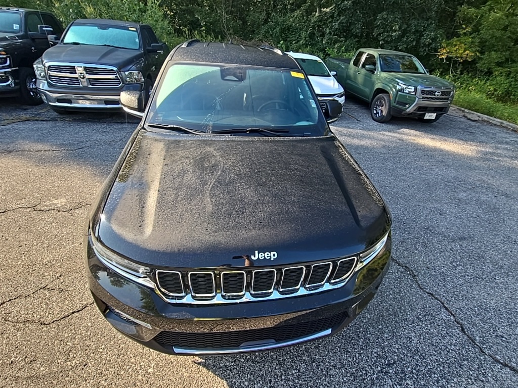 2024 Jeep Grand Cherokee Limited photo 11