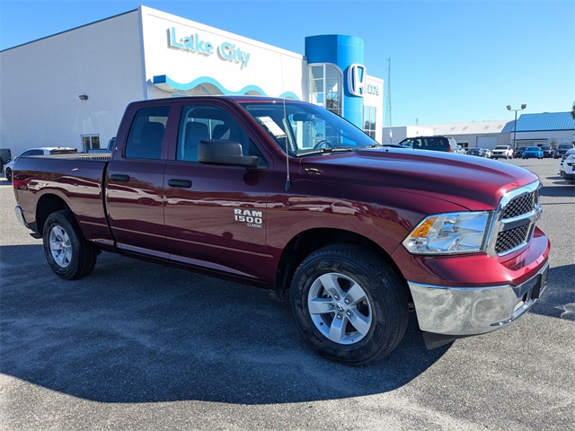 2024 RAM Ram 1500 Classic SLT's photo