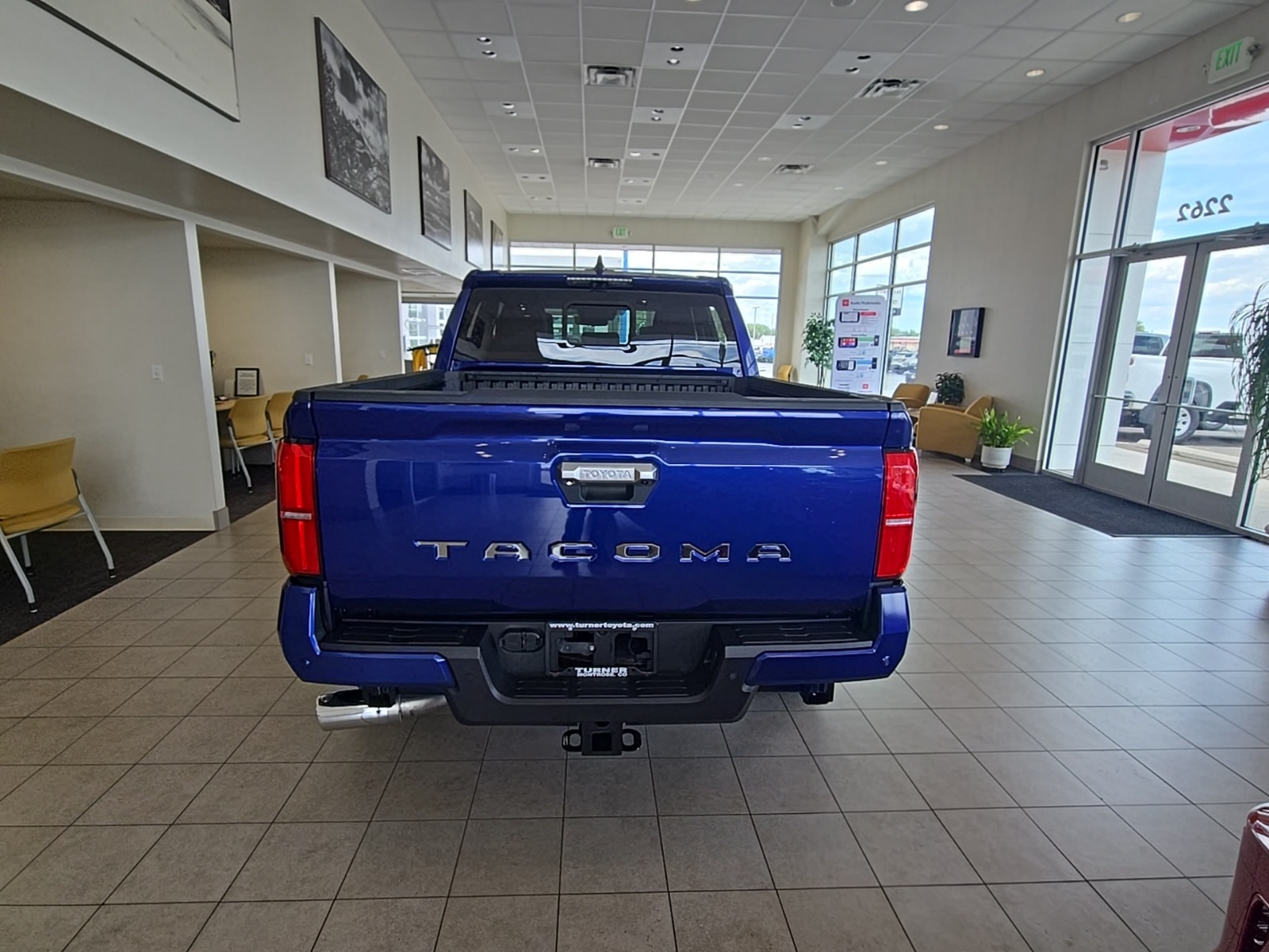 2025 Toyota Tacoma Limited 4x4 Double Cab photo 3