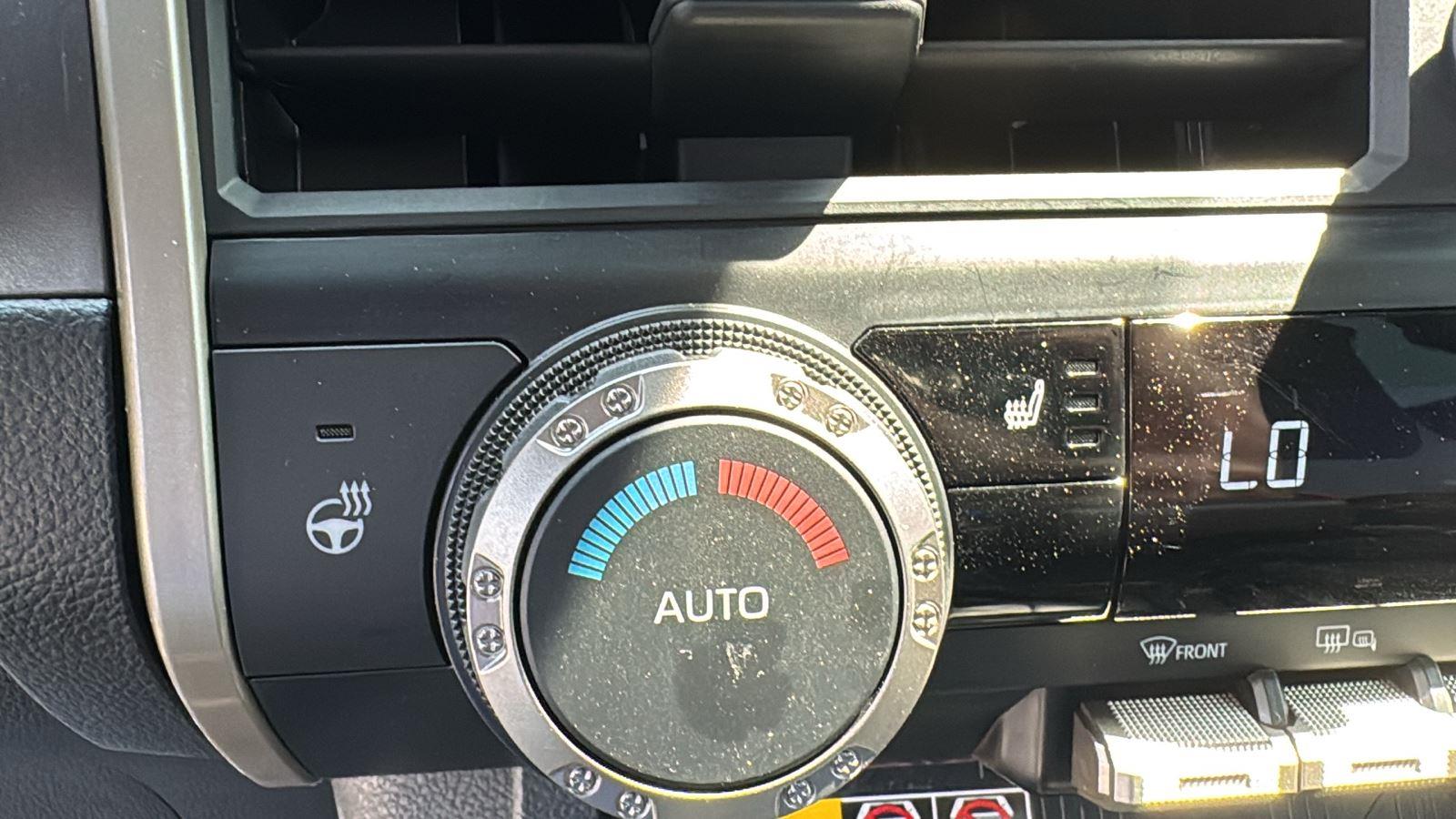 2024 Toyota Tacoma TRD Sport photo 21