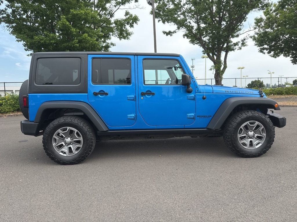 2014 Jeep Wrangler Unlimited Rubicon photo 8