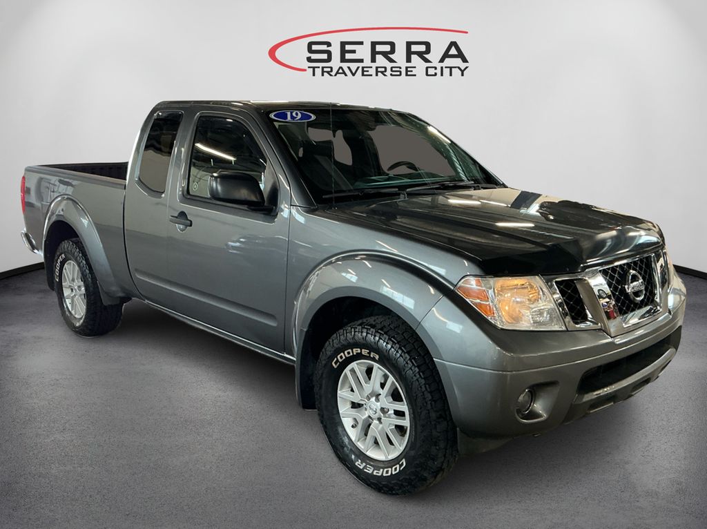 2019 Nissan Frontier SV photo 3