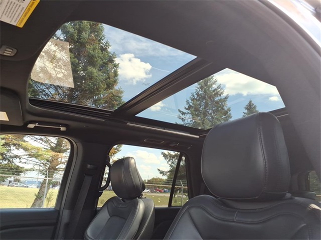 2024 Lincoln Navigator Premiere photo 15