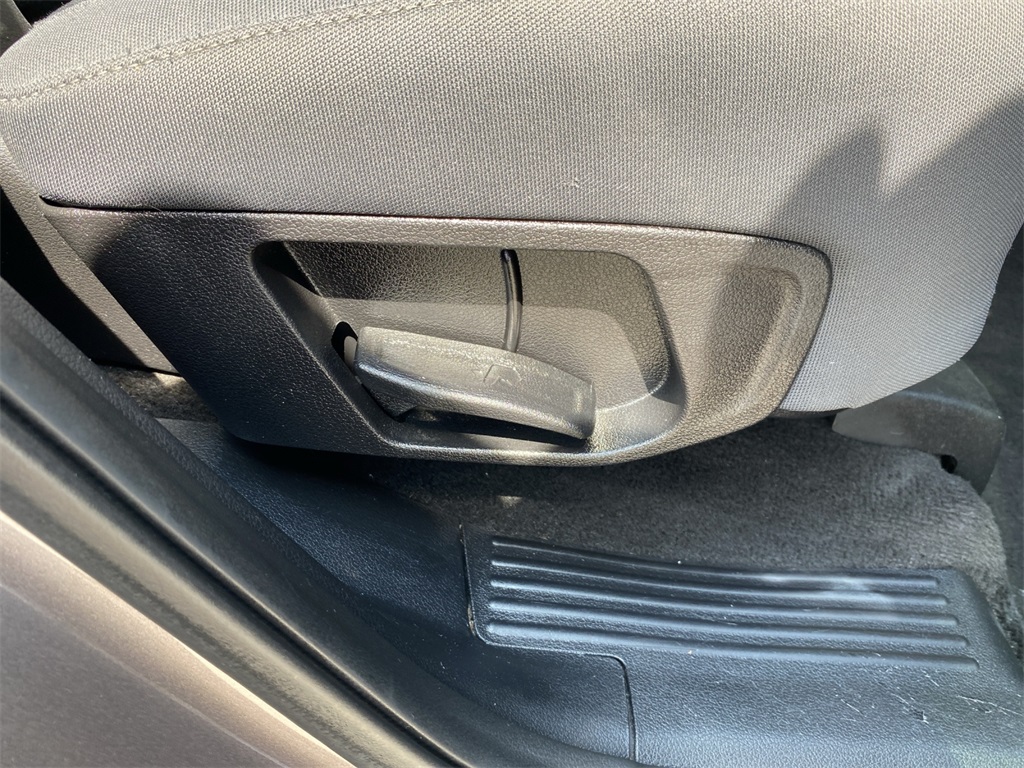 2019 Hyundai Santa Fe SE photo 27