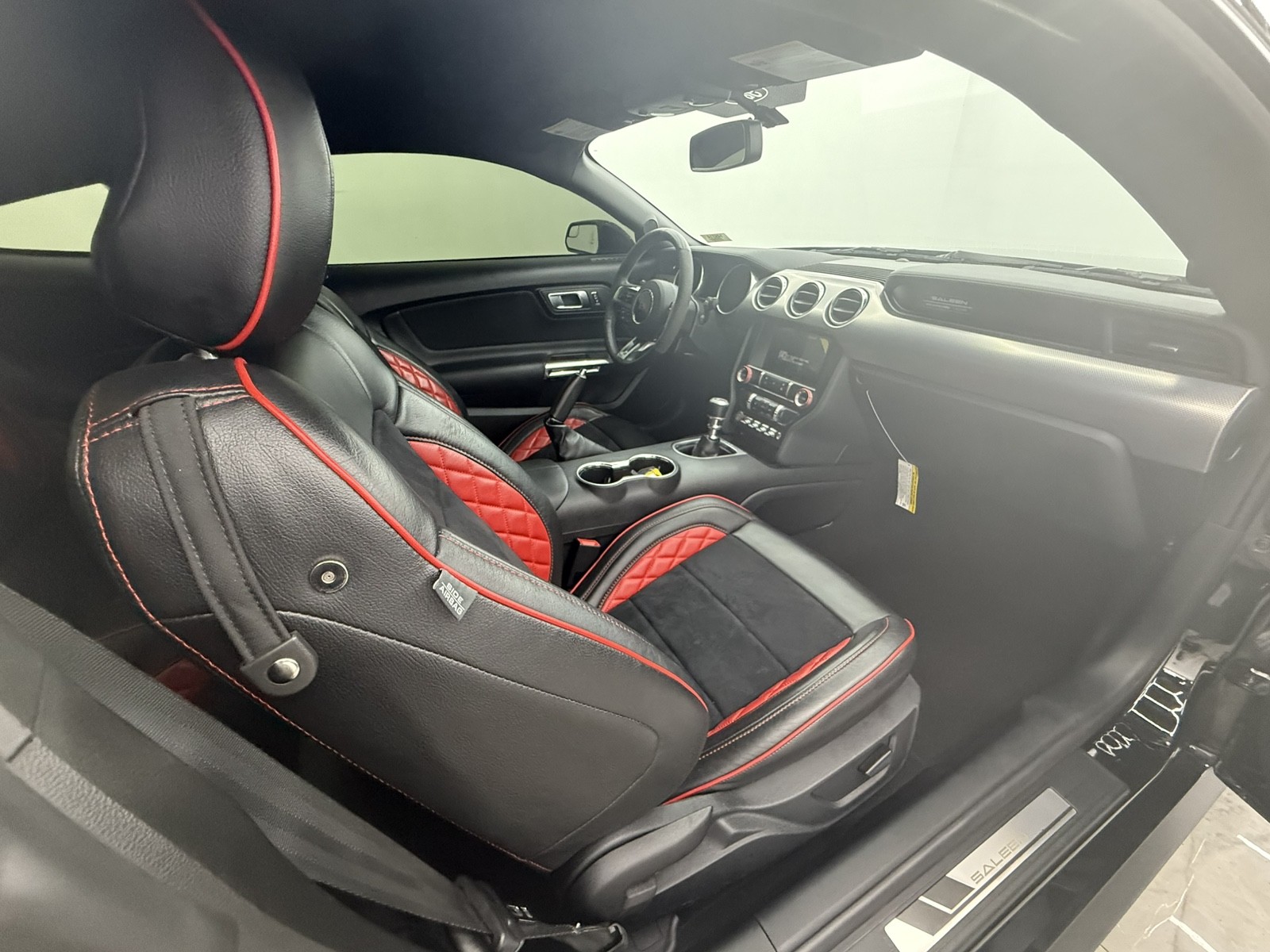 2020 Ford Mustang GT Premium photo 24