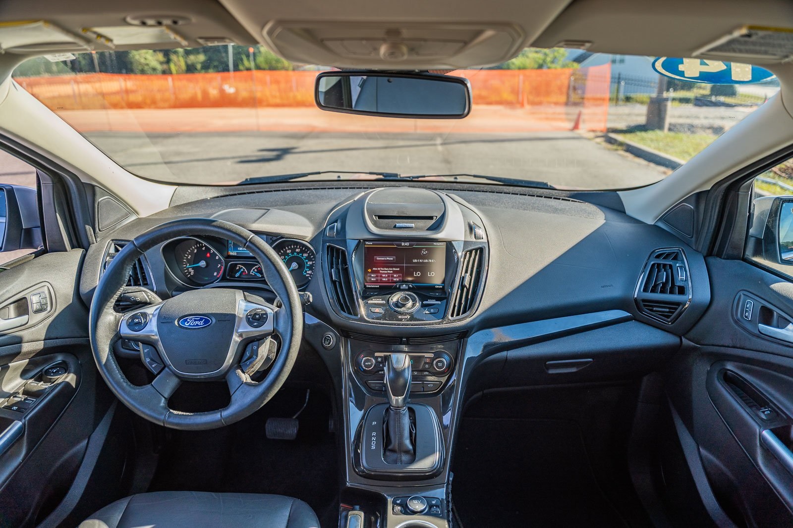 2014 Ford Escape Titanium photo 23