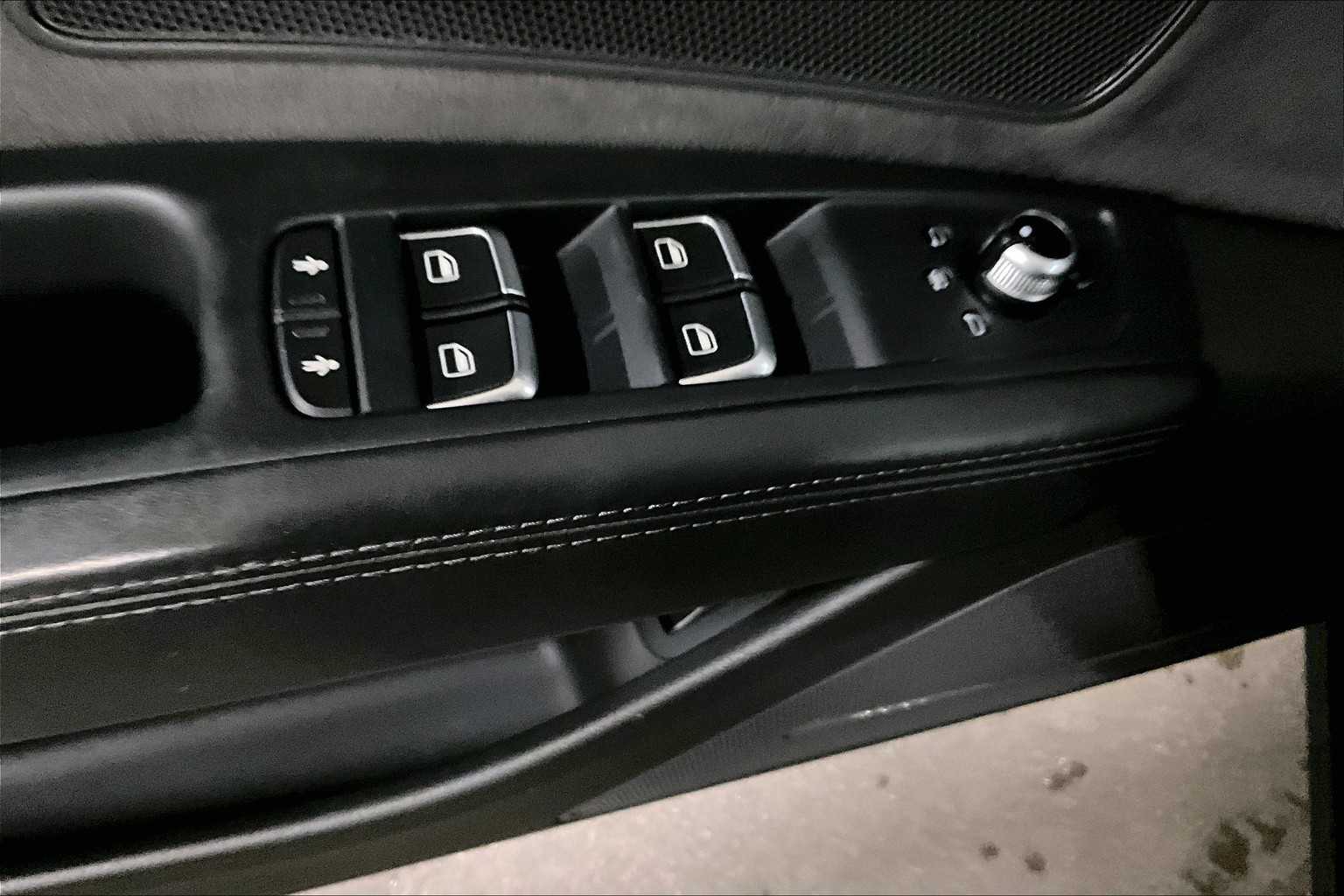 2017 Audi A8 L 3.0T photo 33