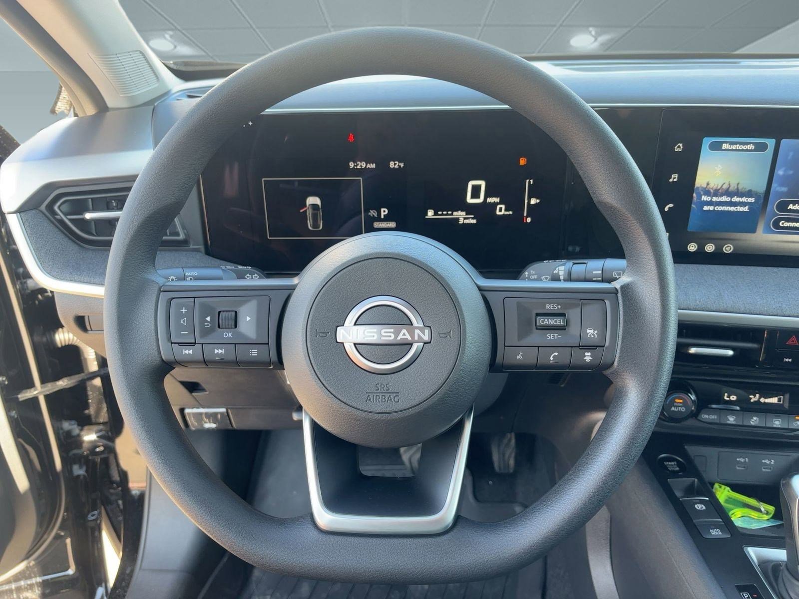 2026 Nissan Kicks SV photo 14
